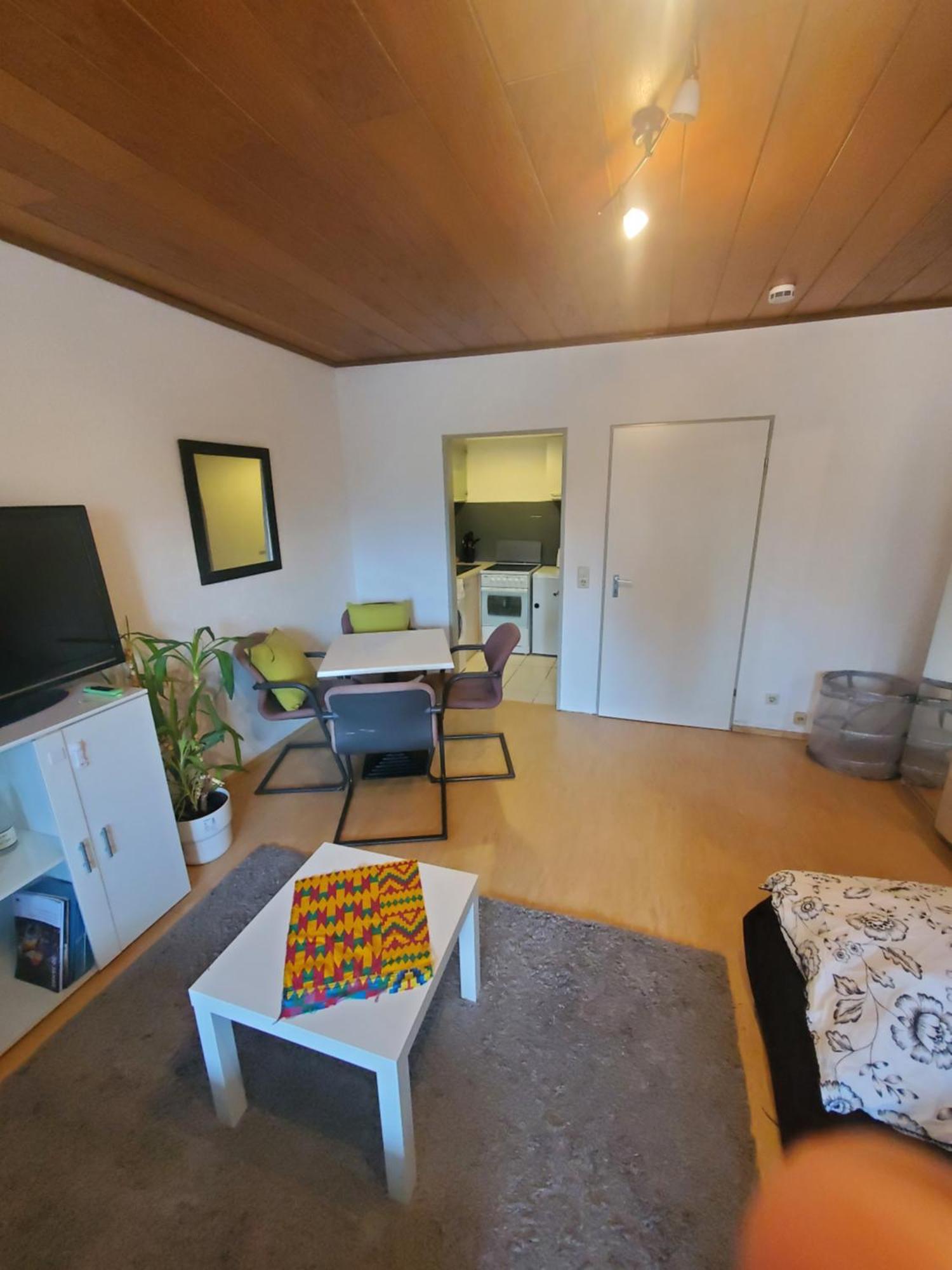 Einzimmerwohnungmit Grossem Balkon Mietersheim Dış mekan fotoğraf
